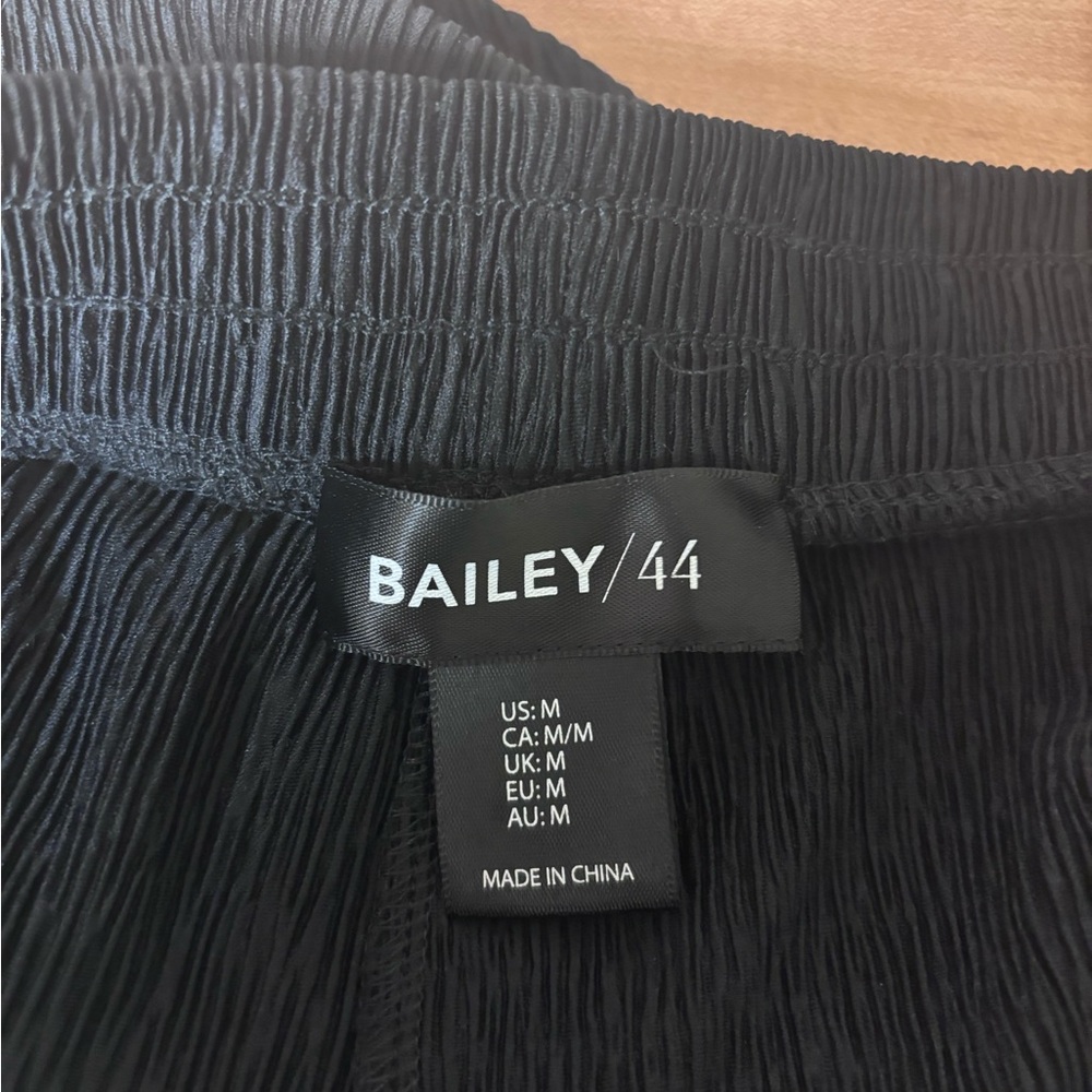 Bailey 44 Black Pleated Wide Leg Pants Size M - Picture 3 of 9